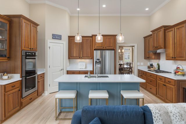 1875 Holden Farm Place, Ooltewah, TN 37363