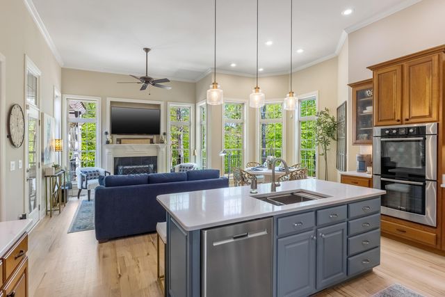 1875 Holden Farm Place, Ooltewah, TN 37363