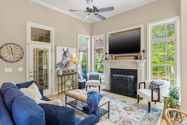 1875 Holden Farm Place, Ooltewah, TN 37363