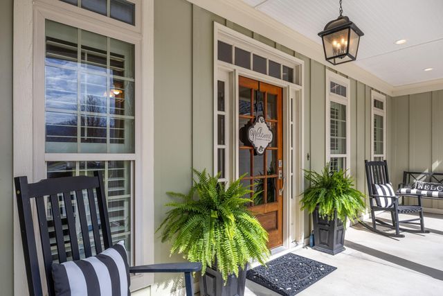 1875 Holden Farm Place, Ooltewah, TN 37363