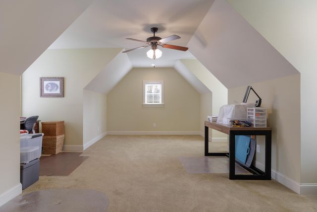 1875 Holden Farm Place, Ooltewah, TN 37363