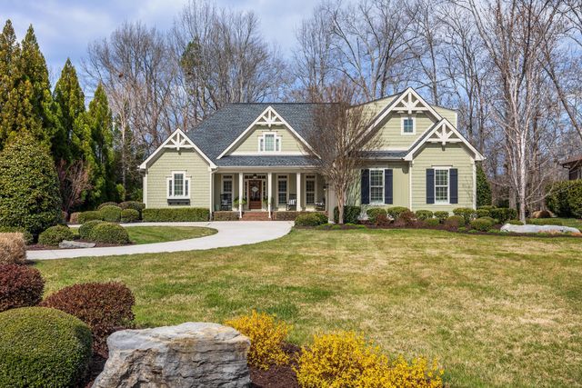 1875 Holden Farm Place, Ooltewah, TN 37363