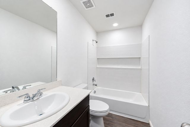 1422 Southwell Drive, Crandall, TX 75114