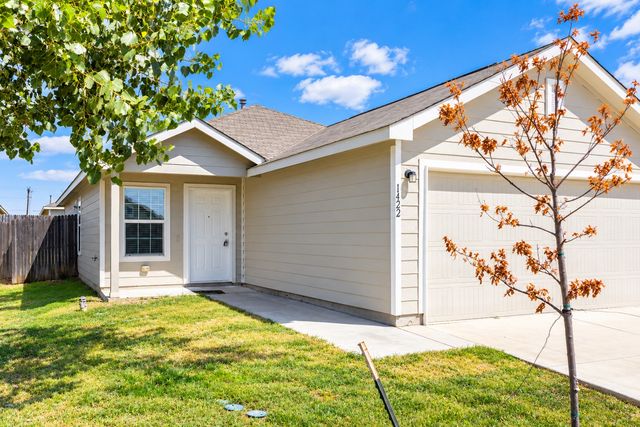 1422 Southwell Drive, Crandall, TX 75114