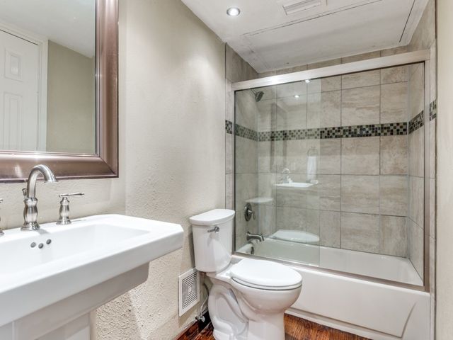 1511 Mccoy Street, Dallas, TX 75204