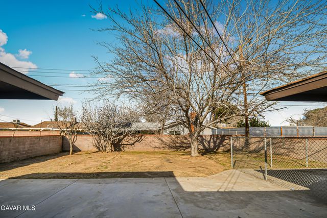 45503 W 11th Street, Lancaster, CA 93534