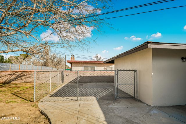 45503 W 11th Street, Lancaster, CA 93534