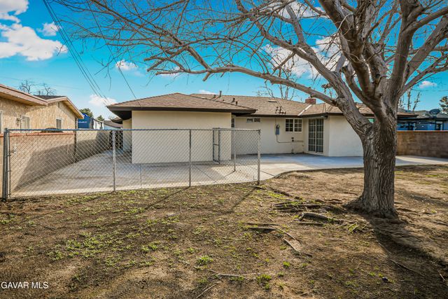 45503 W 11th Street, Lancaster, CA 93534