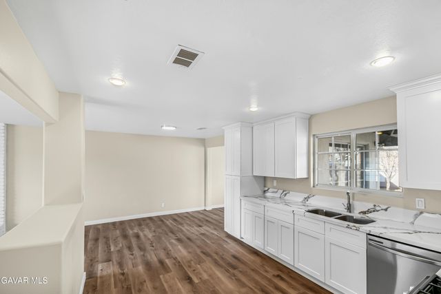 45503 W 11th Street, Lancaster, CA 93534