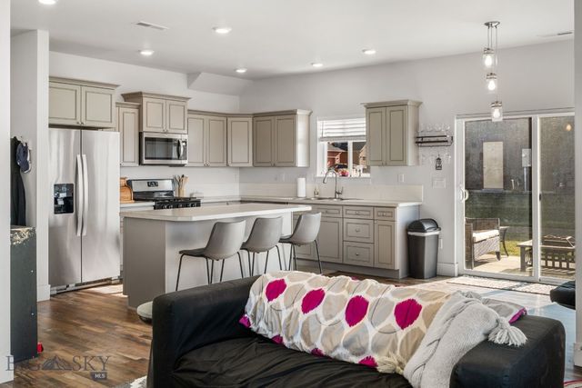 352 Pond Lily Drive, Bozeman, MT 59718