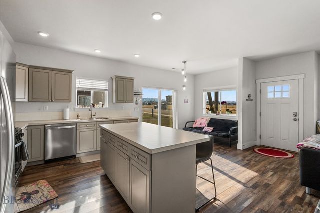 352 Pond Lily Drive, Bozeman, MT 59718