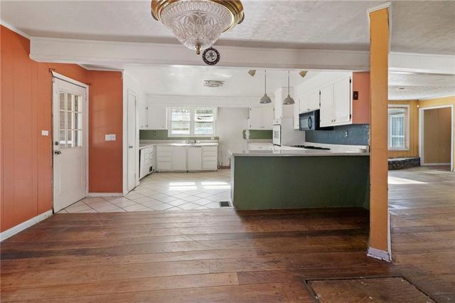 74 Hulsey Road, Cedartown, GA 30125