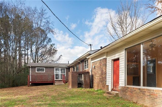 74 Hulsey Road, Cedartown, GA 30125