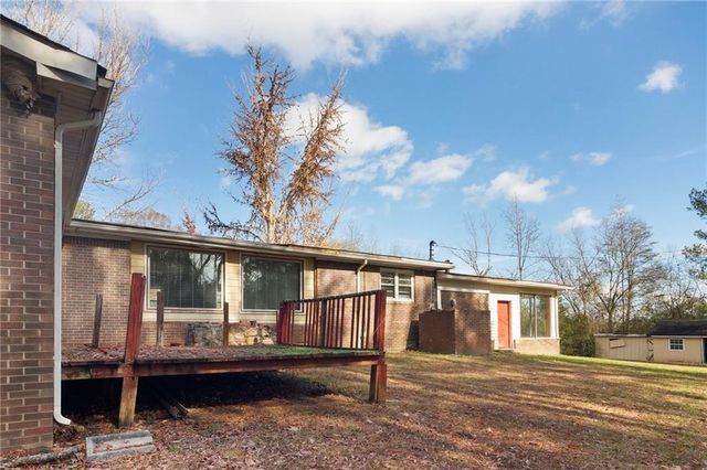 74 Hulsey Road, Cedartown, GA 30125