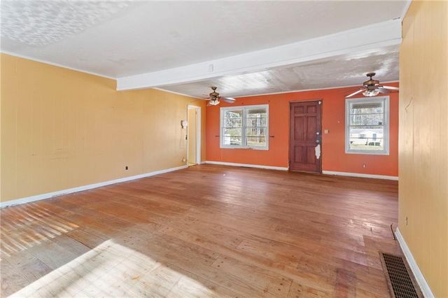 74 Hulsey Road, Cedartown, GA 30125