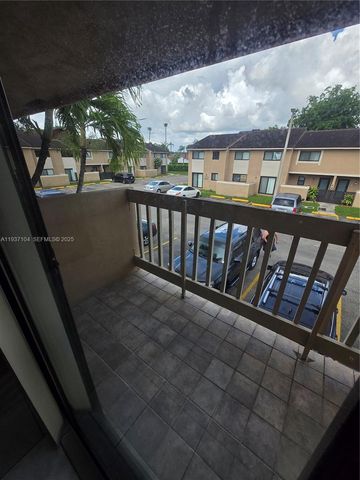 15401 SW 80th St 202-7, Miami, FL 33193