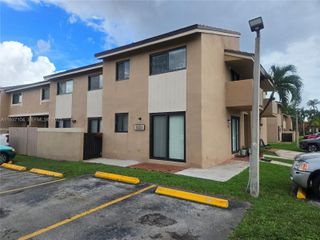 15401 SW 80th St 202-7, Miami, FL 33193