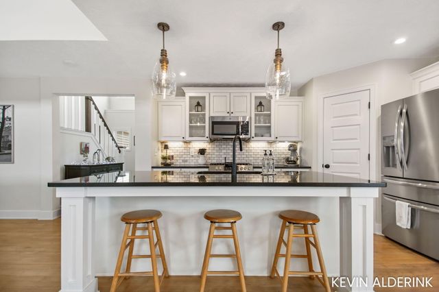 13783 Harrington Landing, Holland, MI 49424