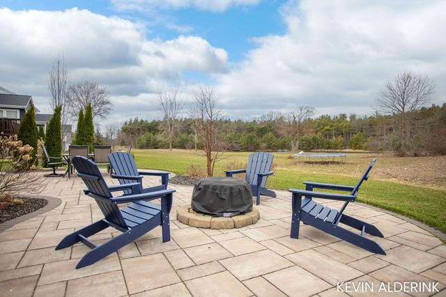 13783 Harrington Landing, Holland, MI 49424