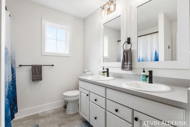 13783 Harrington Landing, Holland, MI 49424