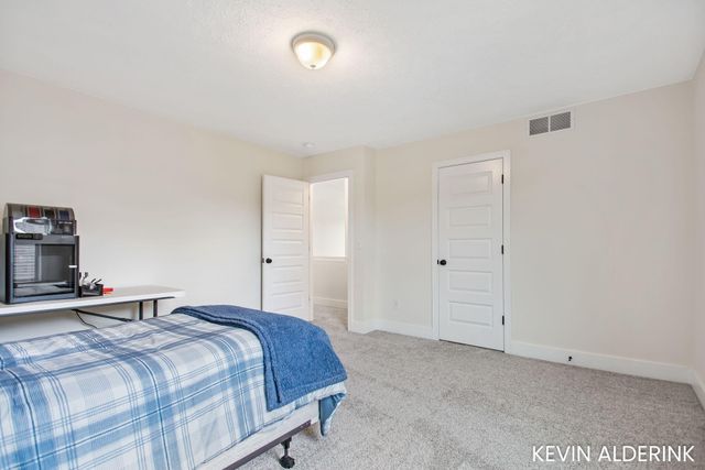 13783 Harrington Landing, Holland, MI 49424