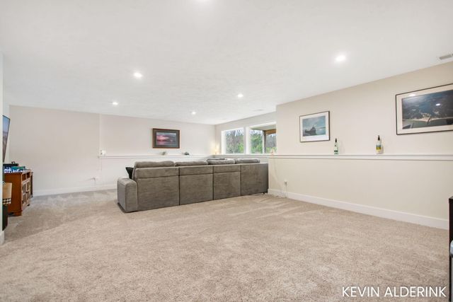 13783 Harrington Landing, Holland, MI 49424