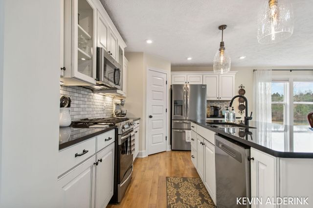 13783 Harrington Landing, Holland, MI 49424