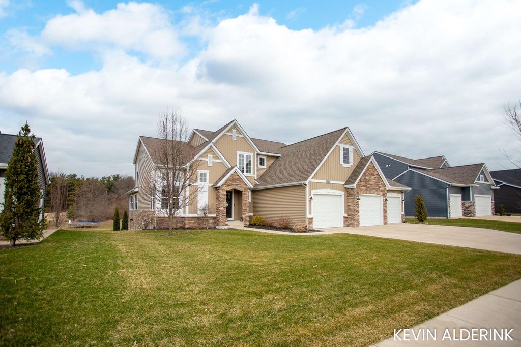 13783 Harrington Landing, Holland, MI 49424