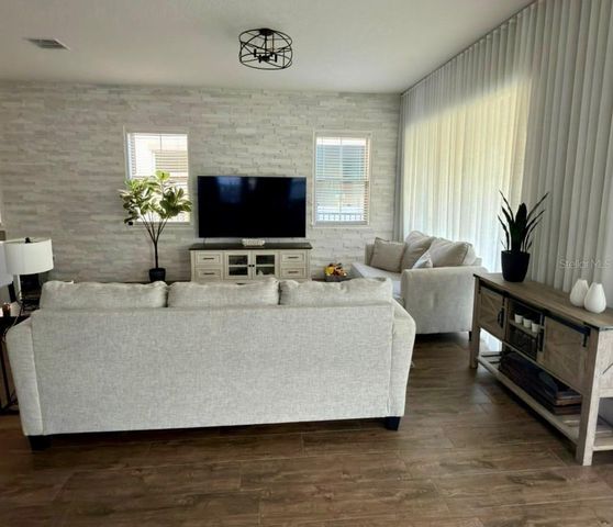 10362 MACDUFF DRIVE, Orlando, FL 32832