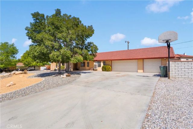 18830 Munsee Road, Apple Valley, CA 92307