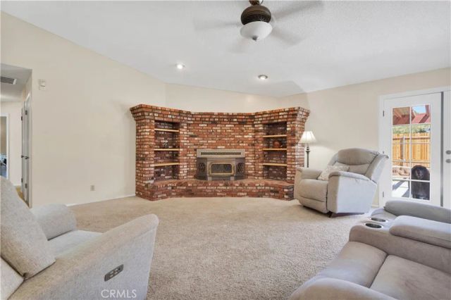 18830 Munsee Road, Apple Valley, CA 92307