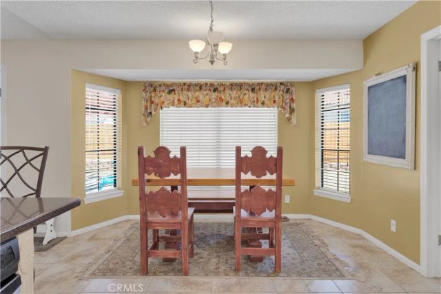 18830 Munsee Road, Apple Valley, CA 92307