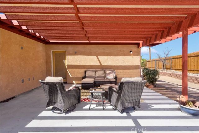 18830 Munsee Road, Apple Valley, CA 92307