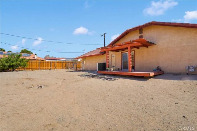 18830 Munsee Road, Apple Valley, CA 92307
