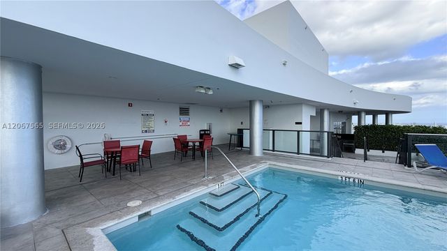 1600 NE 1st Ave 2512, Miami, FL 33132