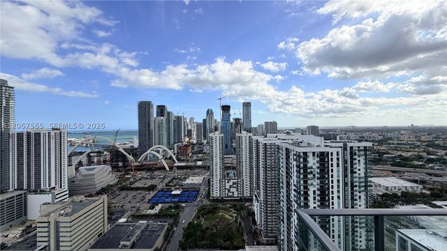1600 NE 1st Ave 2512, Miami, FL 33132