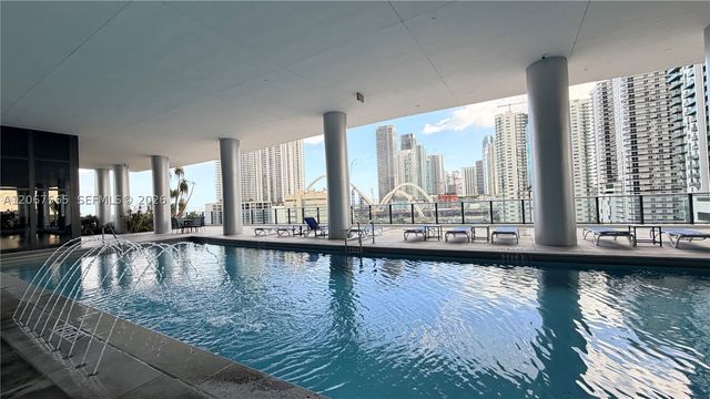 1600 NE 1st Ave 2512, Miami, FL 33132