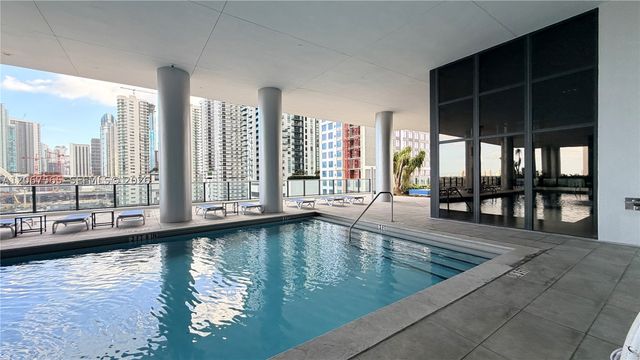 1600 NE 1st Ave 2512, Miami, FL 33132