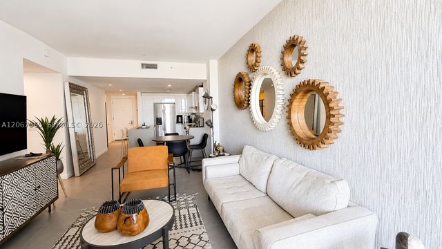 1600 NE 1st Ave 2512, Miami, FL 33132