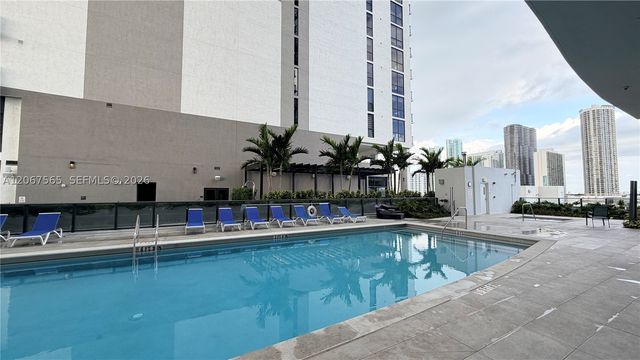 1600 NE 1st Ave 2512, Miami, FL 33132