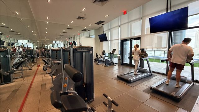 1600 NE 1st Ave 2512, Miami, FL 33132