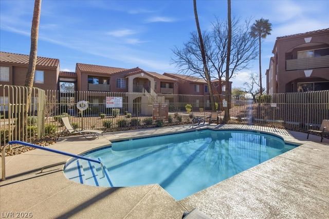 2110 Sealion Drive 201, Las Vegas, NV 89128