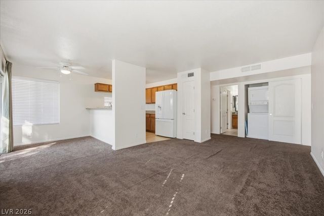 2110 Sealion Drive 201, Las Vegas, NV 89128