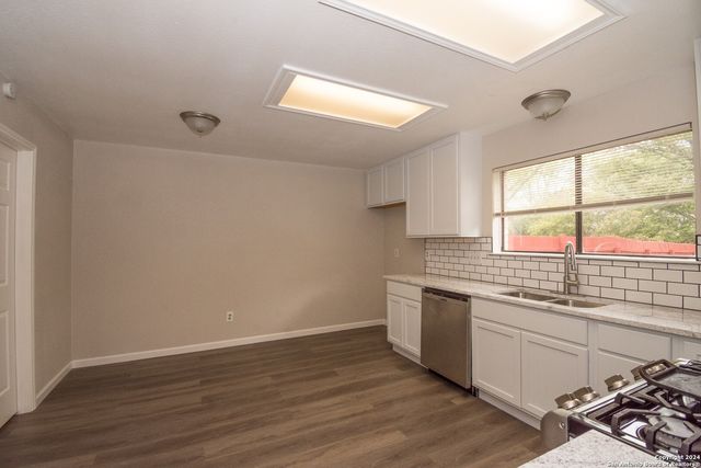 7571 TANTIVITY, San Antonio, TX 78249