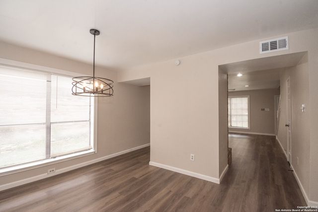 7571 TANTIVITY, San Antonio, TX 78249