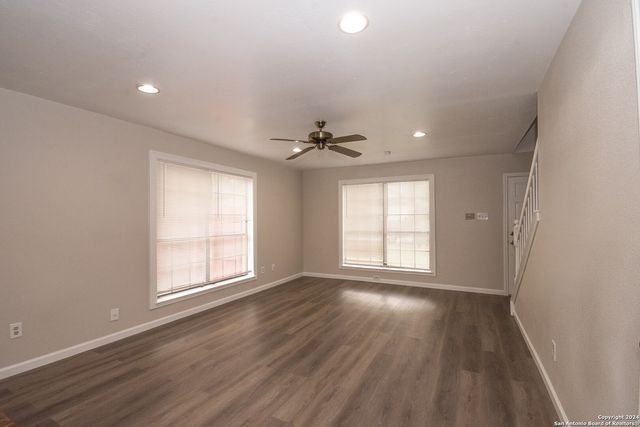 7571 TANTIVITY, San Antonio, TX 78249