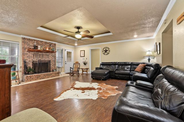 1217 County Road 4705, Leonard, TX 75452