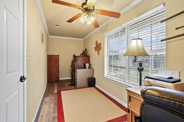 1217 County Road 4705, Leonard, TX 75452