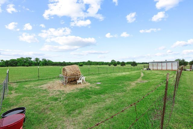 1217 County Road 4705, Leonard, TX 75452
