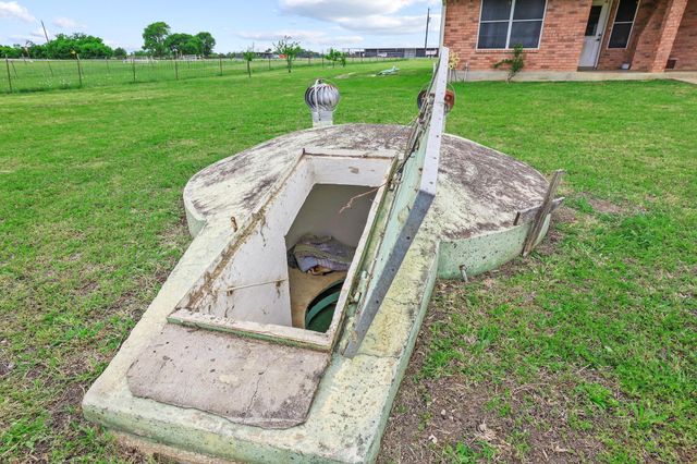 1217 County Road 4705, Leonard, TX 75452